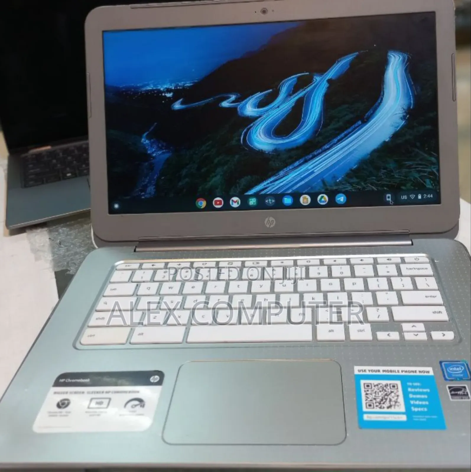 New Laptop HP Chromebook 2GB Intel Pentium SSD 16 GB