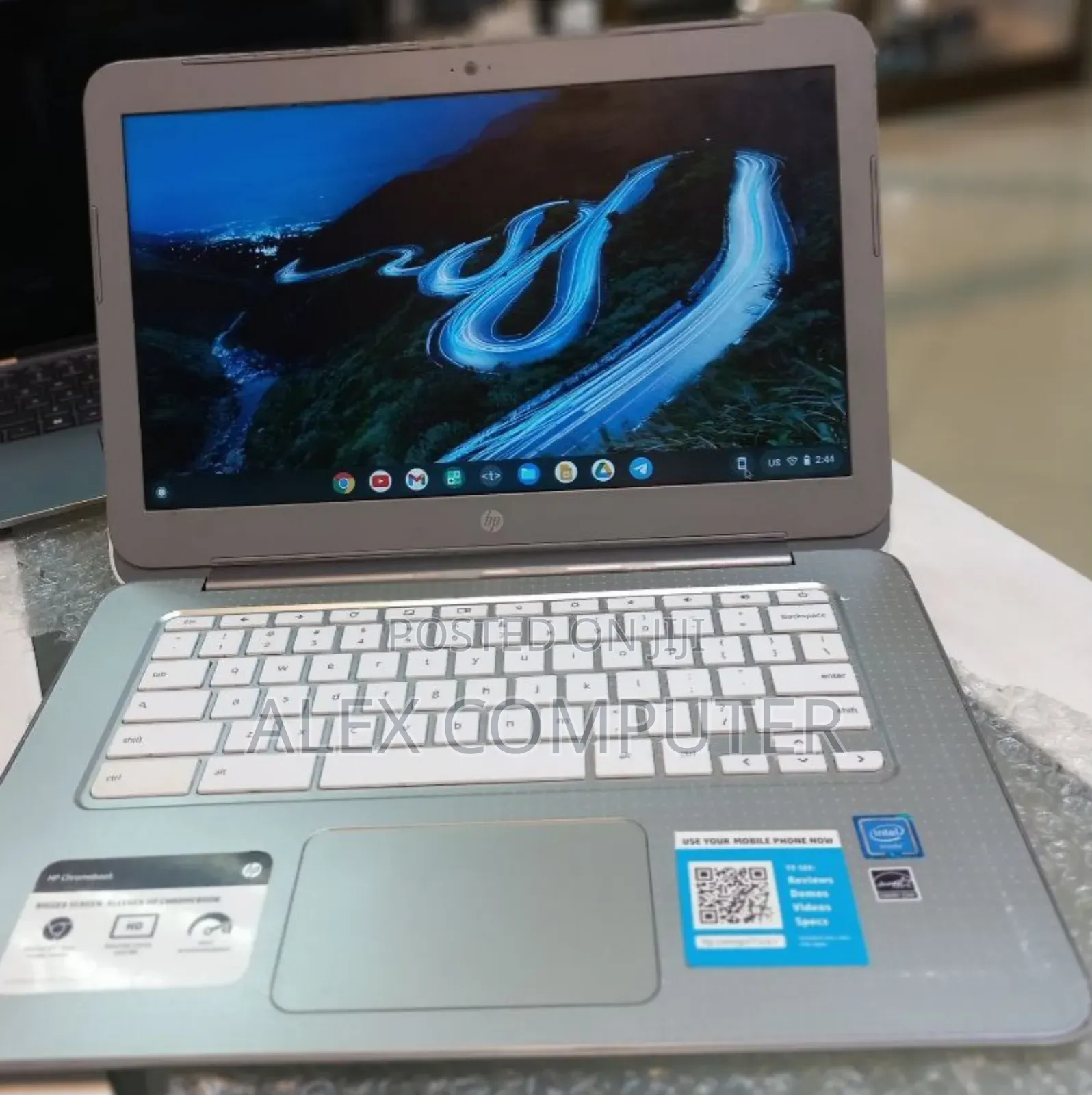 New Laptop HP Chromebook 2GB Intel Pentium SSD 16 GB