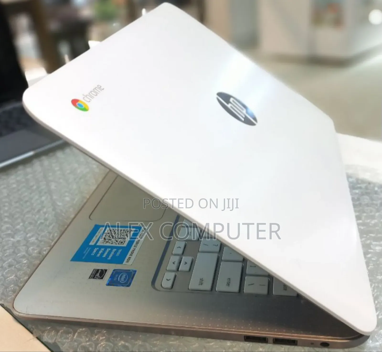 New Laptop HP Chromebook 2GB Intel Pentium SSD 16 GB