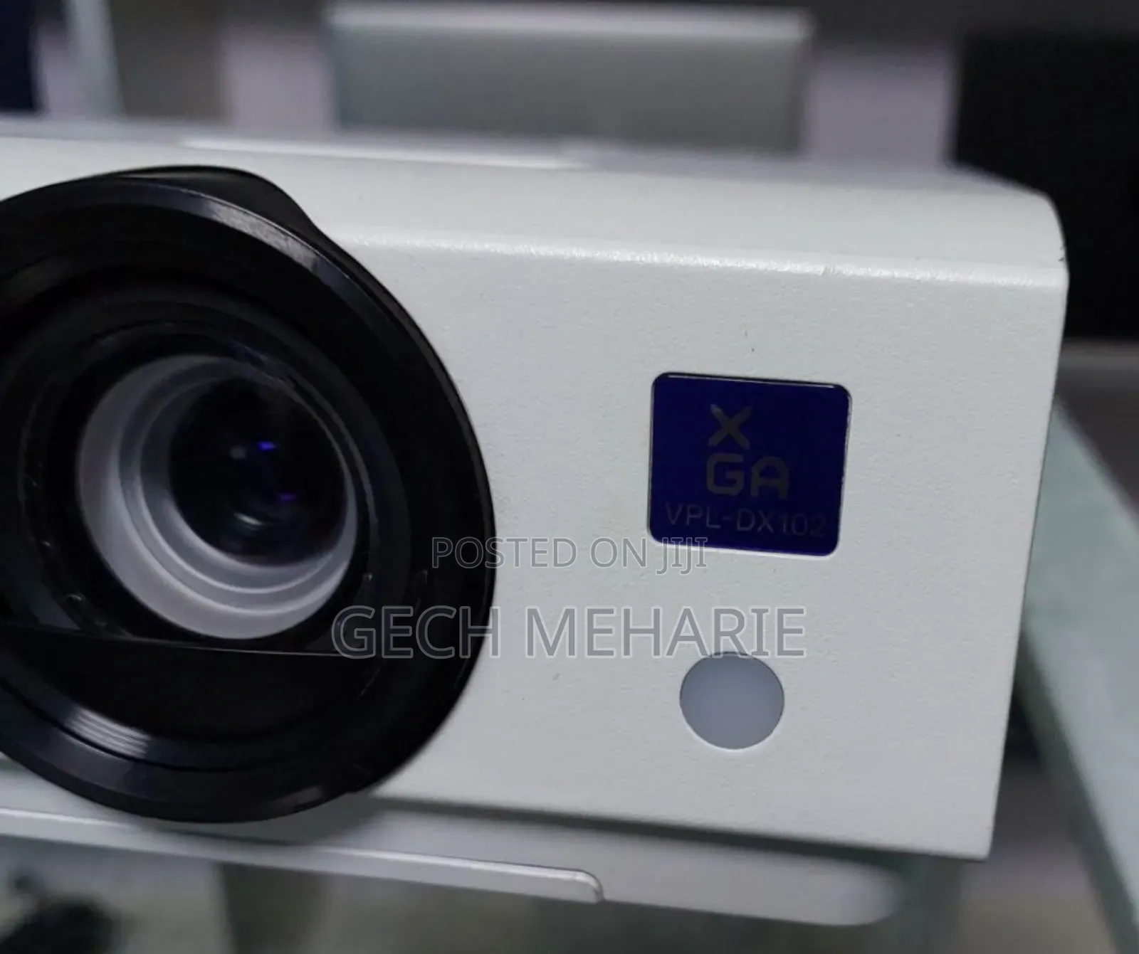 HIGH QUALITY SONY Dx 102 PROJECTOR Brand New Sony