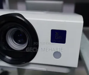 Photo - HIGH QUALITY SONY Dx 102 PROJECTOR Brand New Sony