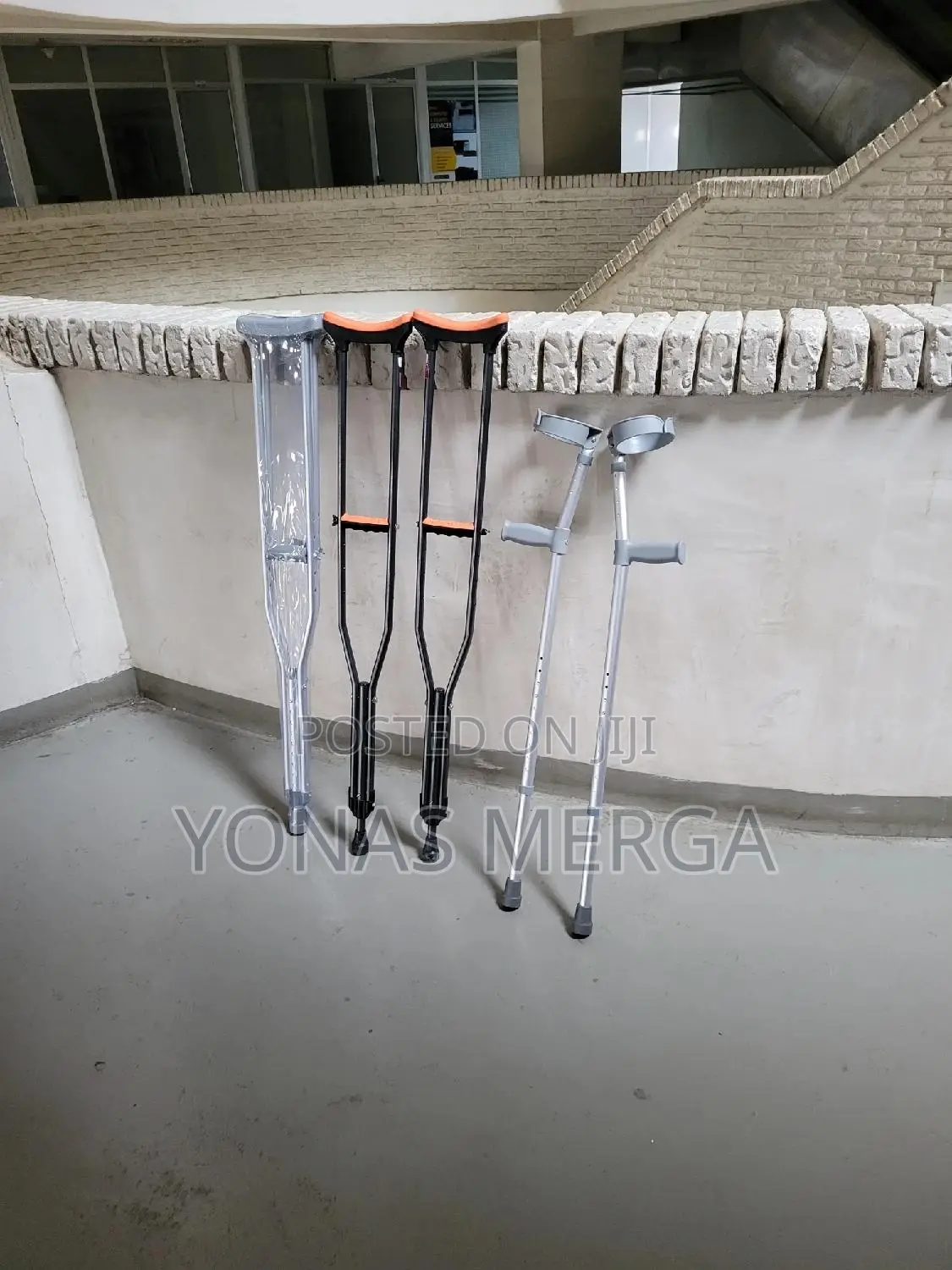 Auxiliary Crutches銘elbow/የብብት እናየክንድcrutches¥₩Kranch鴠crunch