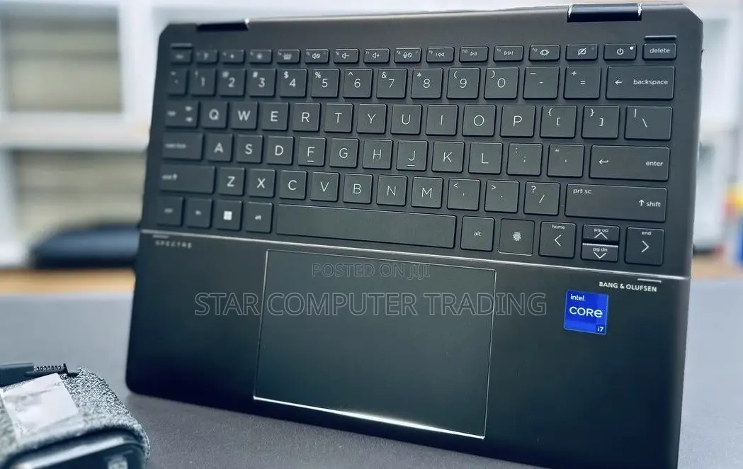 New Laptop HP Spectre X360 16GB Intel Core I7 SSD 1T