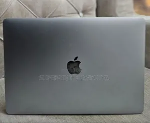 New Laptop Apple MacBook Pro 2019 8GB Intel Core I5 SSD 256GB