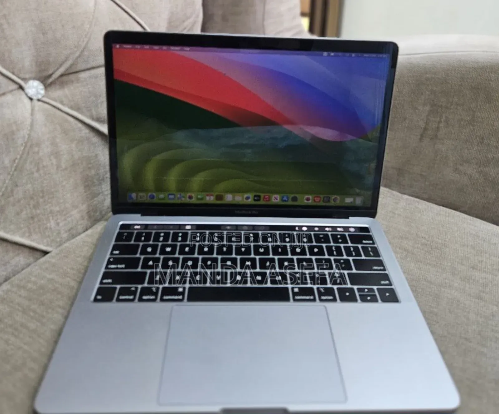 New Laptop Apple MacBook Pro 2019 8GB Intel Core I5 SSD 256GB