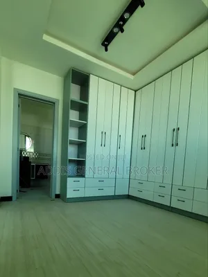 7bdrm House in ቡልቡላ, Bole for sale