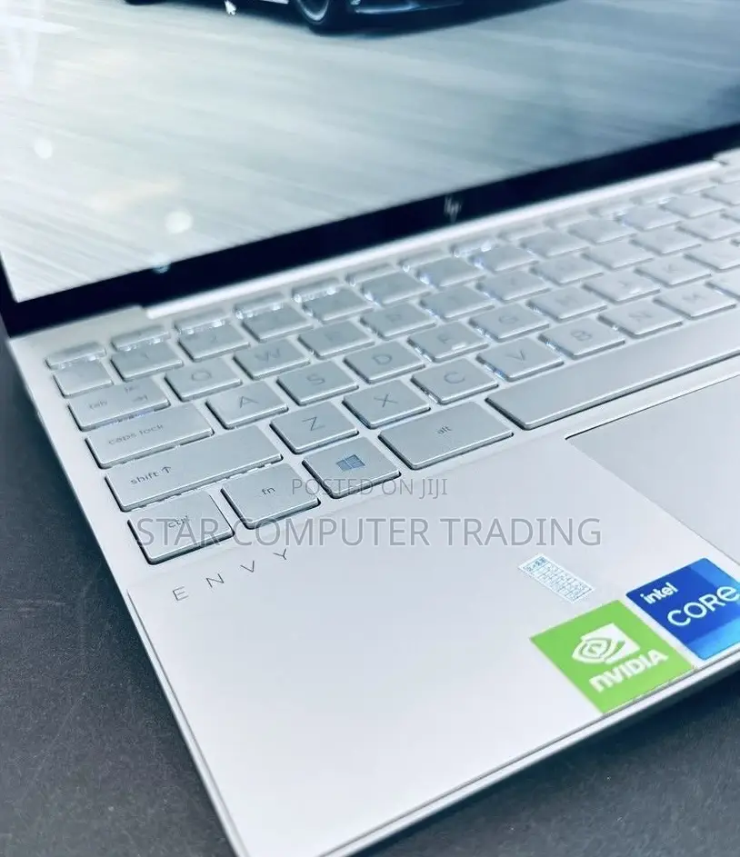 New Laptop HP Envy 14 16GB Intel Core I5 SSD 512GB