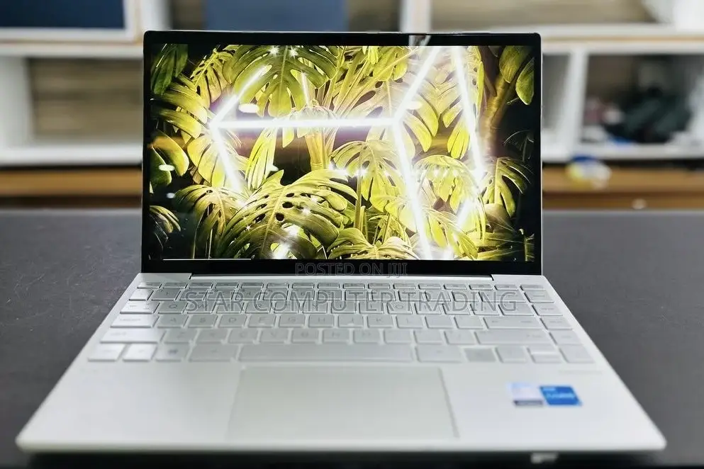 New Laptop HP Envy 13 16GB Intel Core I5 SSD 512GB