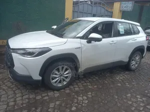 New Toyota Corolla Cross 2023 White