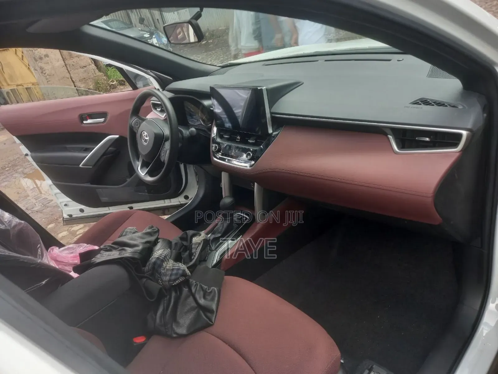 New Toyota Corolla Cross 2023 White