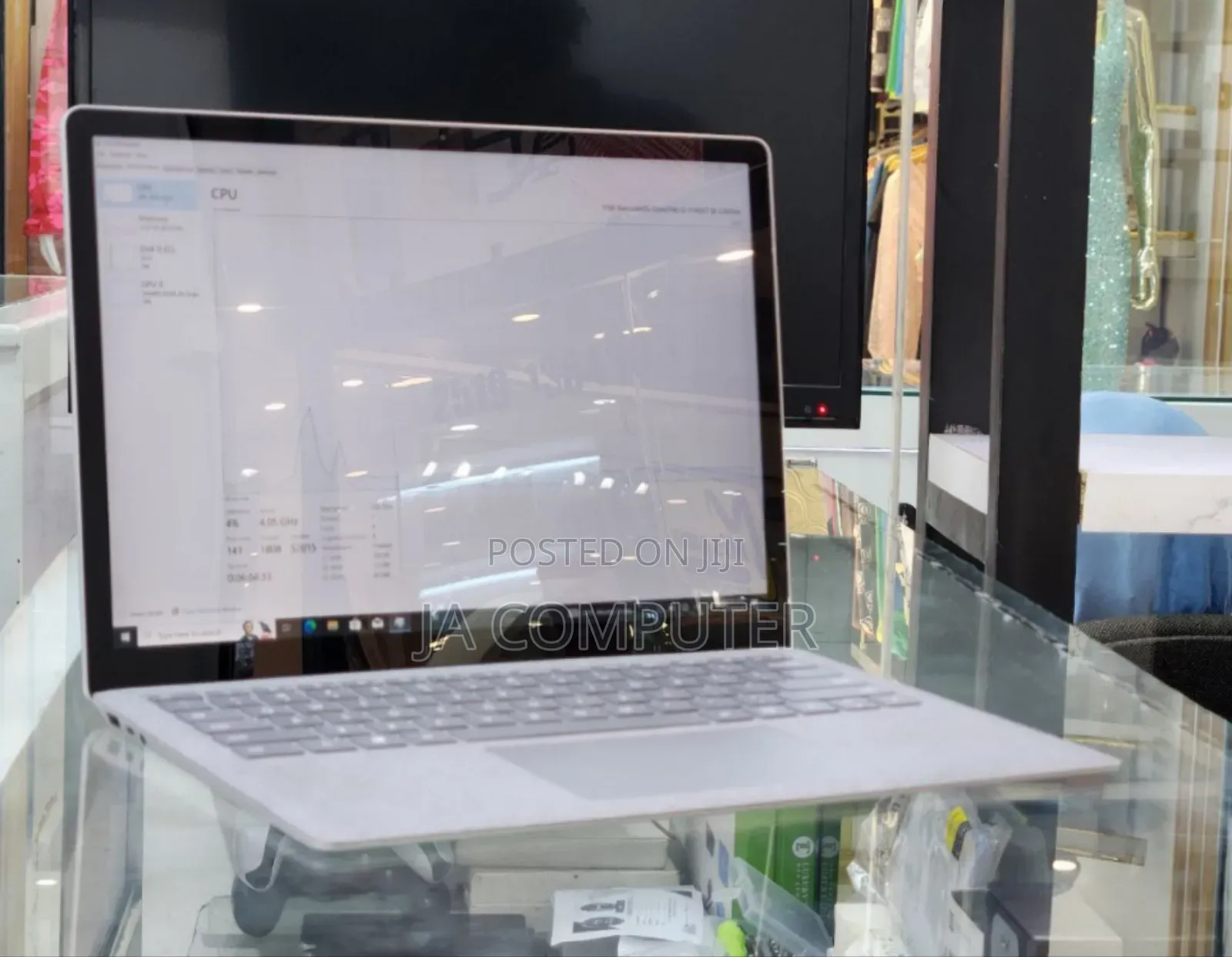 New Laptop Microsoft Surface Laptop 3 8GB Intel Core I5 SSD 256GB