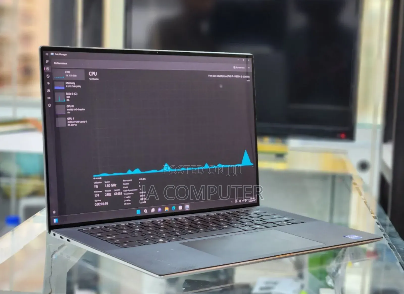 New Laptop Dell Precision 5570 16GB Intel Core I7 SSD 512GB