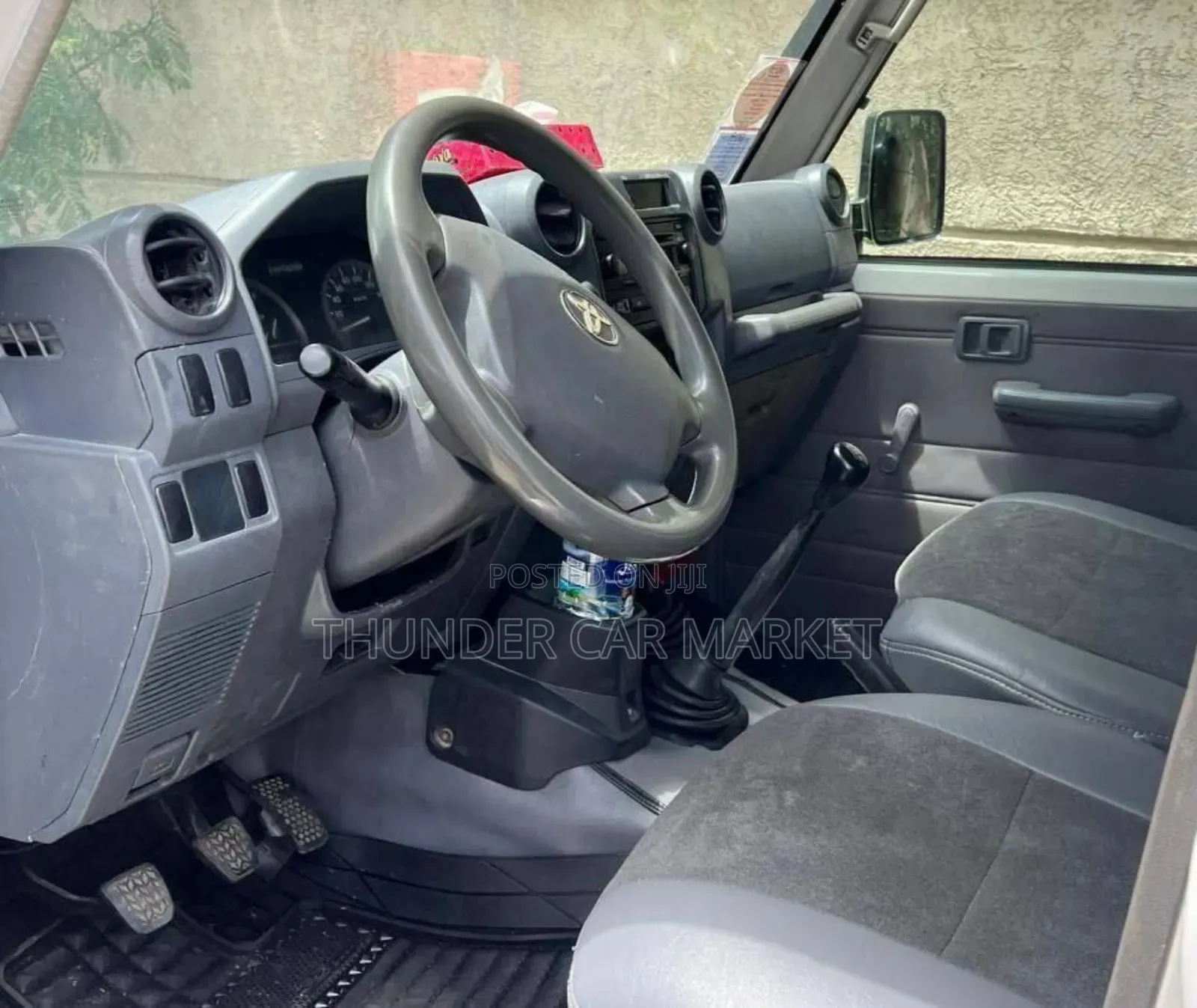 Toyota Land Cruiser 2014 White