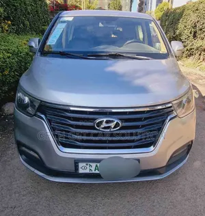 Photo - Hyundai Starex 2019 Silver