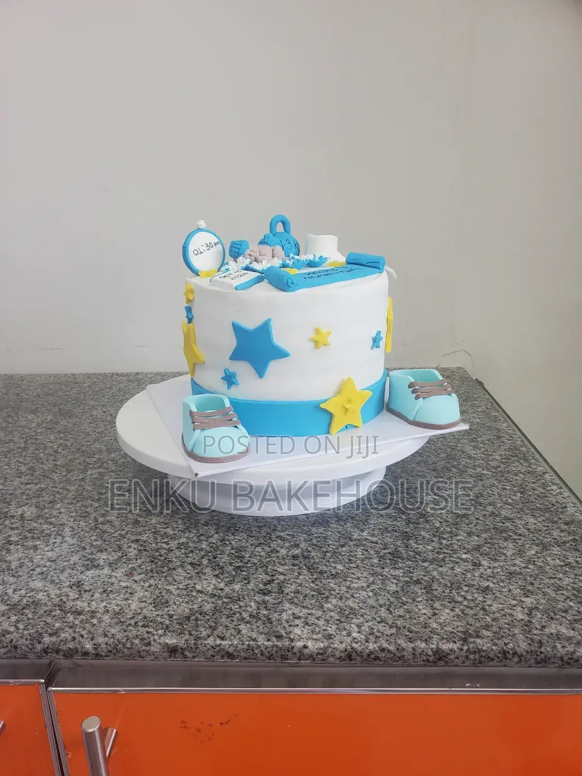 Mom to Be Cake