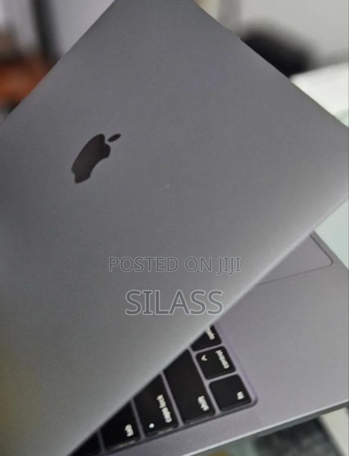 New Laptop Apple MacBook Pro 2019 16GB Intel Core I7 SSD 512GB