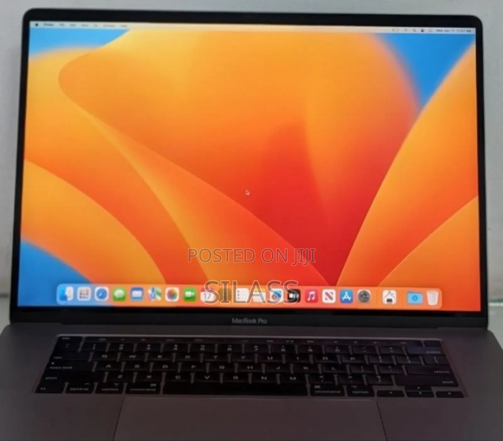 New Laptop Apple MacBook Pro 2019 16GB Intel Core I7 SSD 512GB