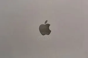 New Laptop Apple MacBook Pro 2019 16GB Intel Core I7 SSD 512GB