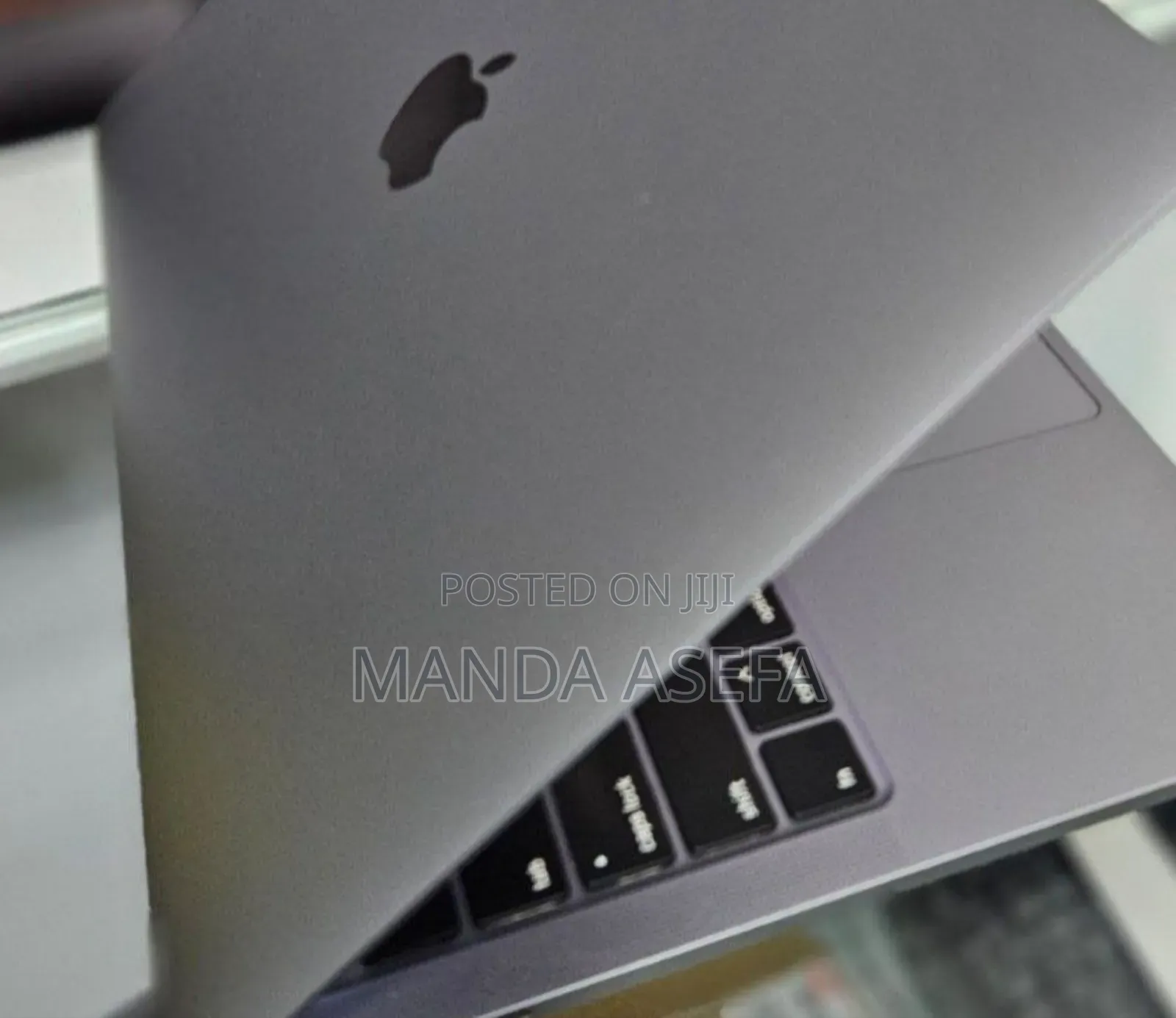 New Laptop Apple MacBook Pro 2019 16GB Intel Core I7 SSD 512GB