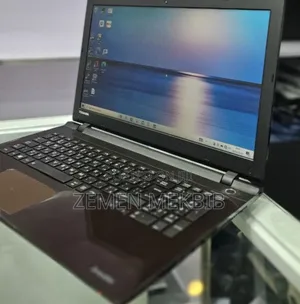 Photo - New Laptop Toshiba 8GB Intel Core I7 HDD 1T