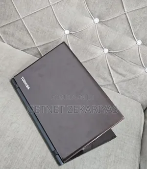 Photo - New Laptop Toshiba Satellite C850 8GB Intel Core I7 HDD 1T