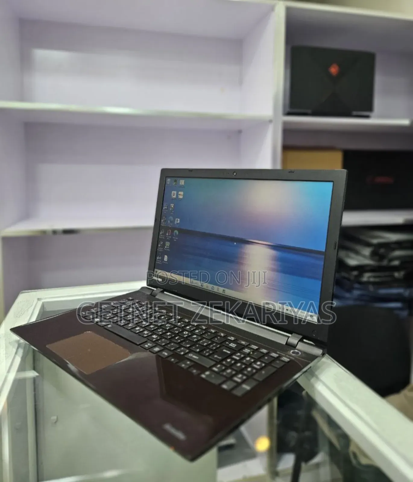 New Laptop Toshiba Satellite C850 8GB Intel Core I7 HDD 1T