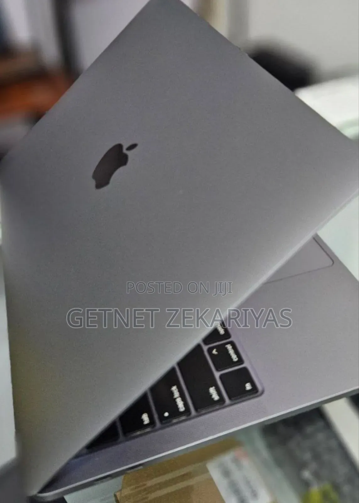 New Laptop Apple MacBook Pro 2019 16GB Intel Core I7 SSD 512GB