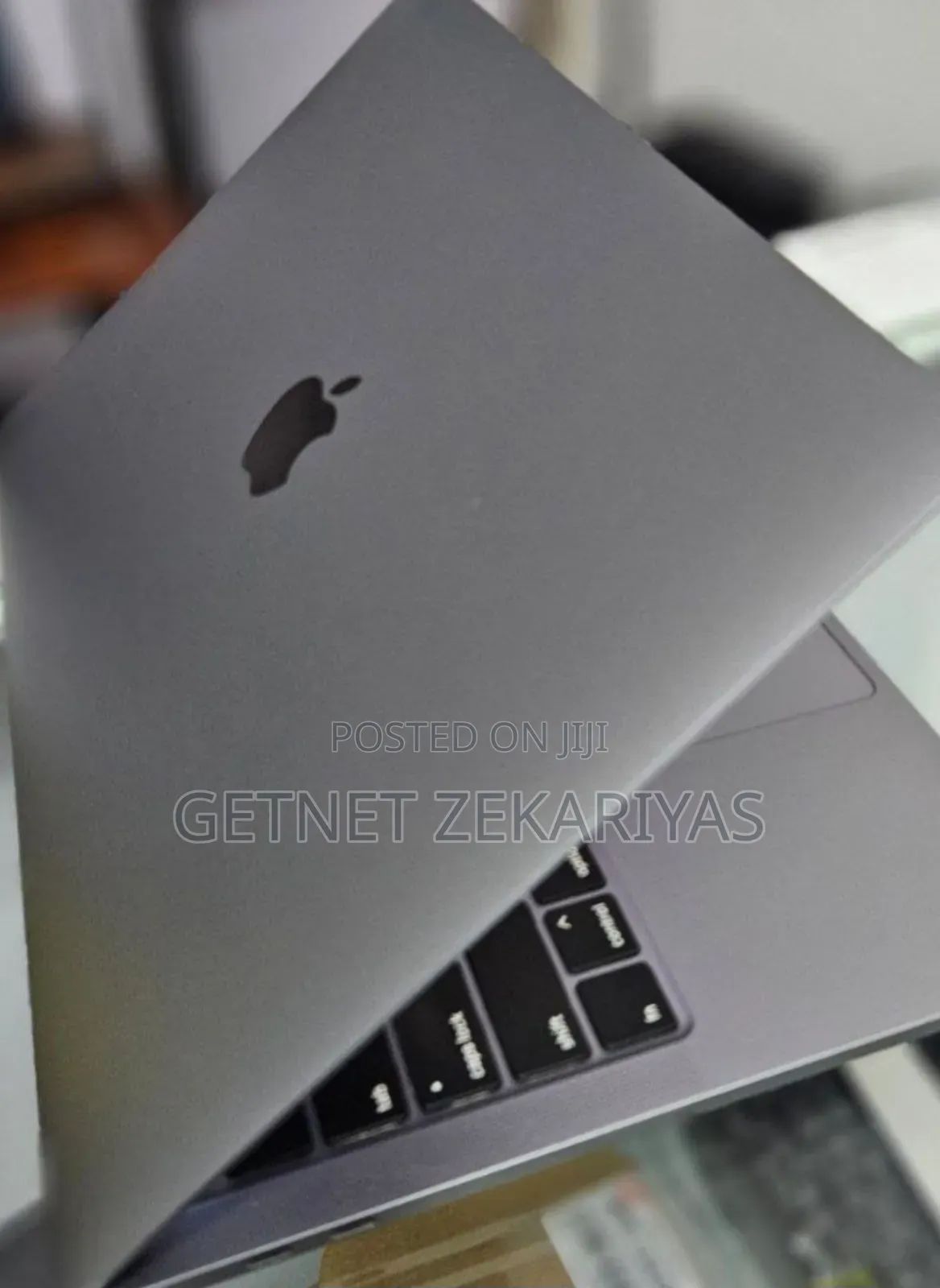 New Laptop Apple MacBook Pro 2019 16GB Intel Core I7 SSD 512GB