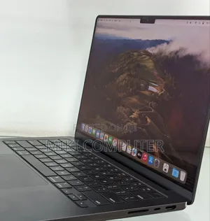 New Laptop Apple MacBook Pro 2023 M3 Pro 16-Inch 18GB Intel SSD 512GB