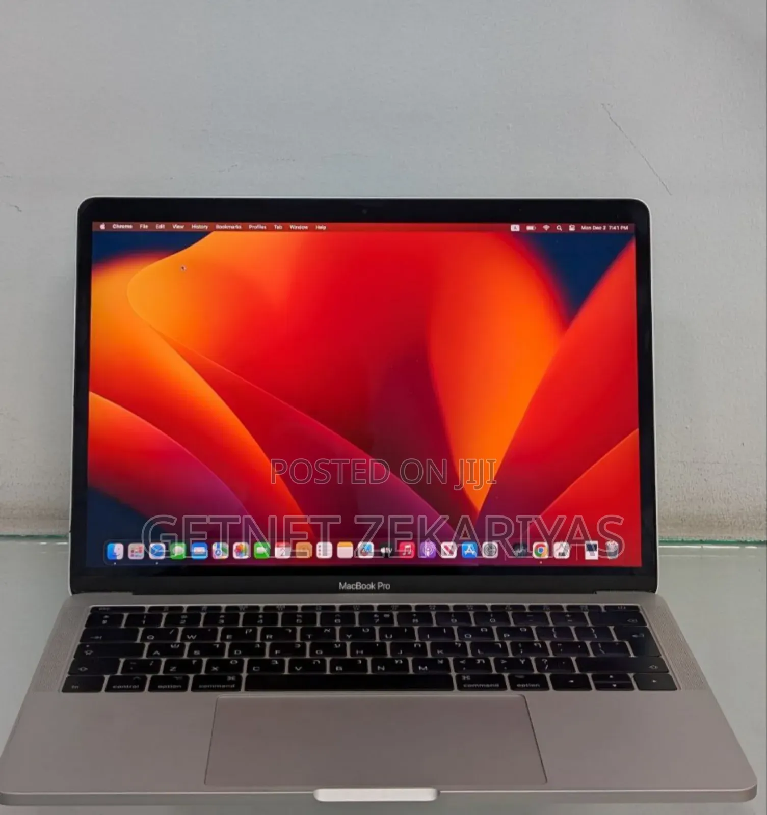 New Laptop Apple MacBook Pro 2017 8GB Intel Core I5 SSD 256GB