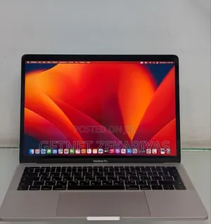 New Laptop Apple MacBook Pro 2017 8GB Intel Core I5 SSD 256GB