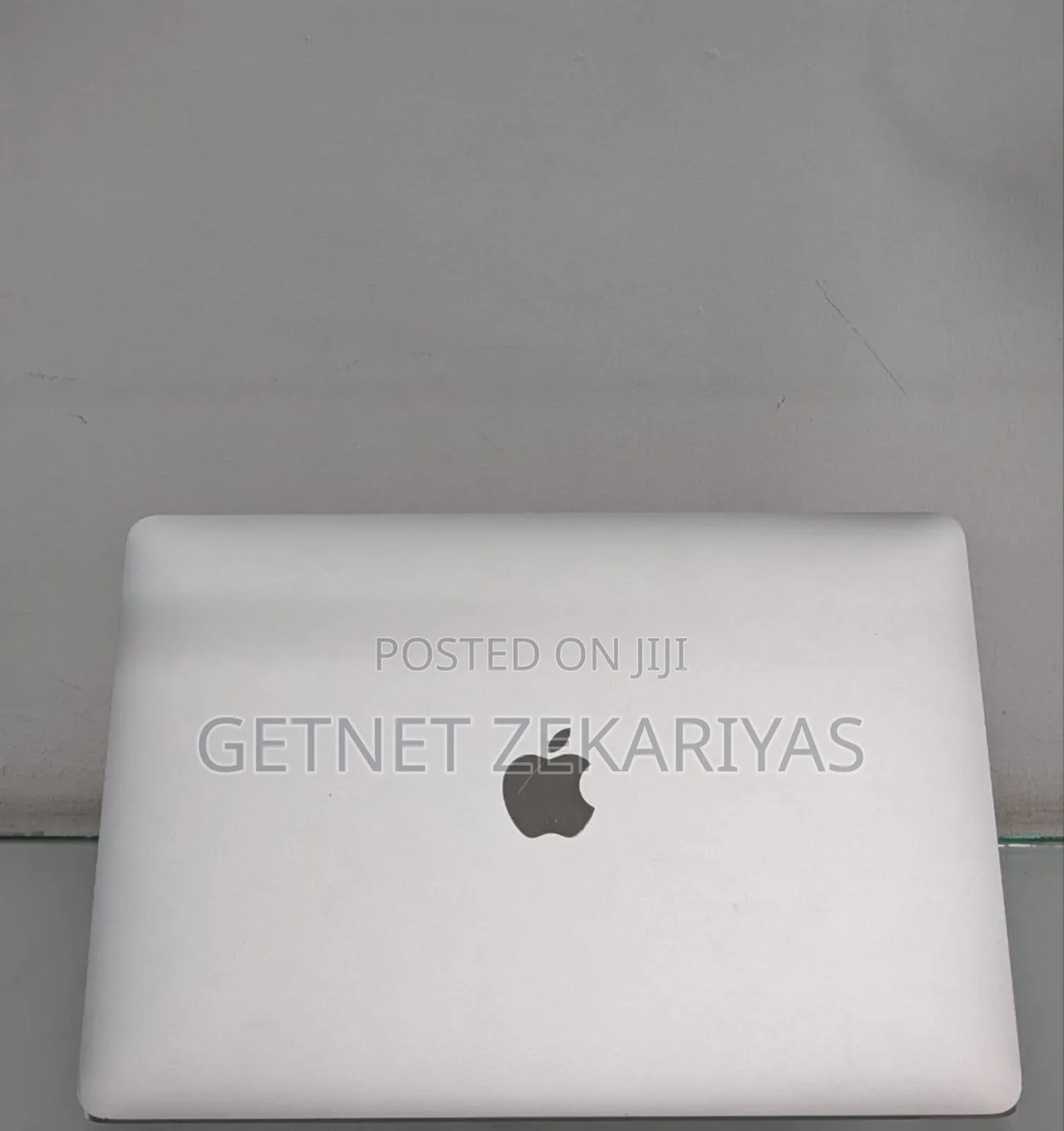 New Laptop Apple MacBook Pro 2017 8GB Intel Core I5 SSD 256GB