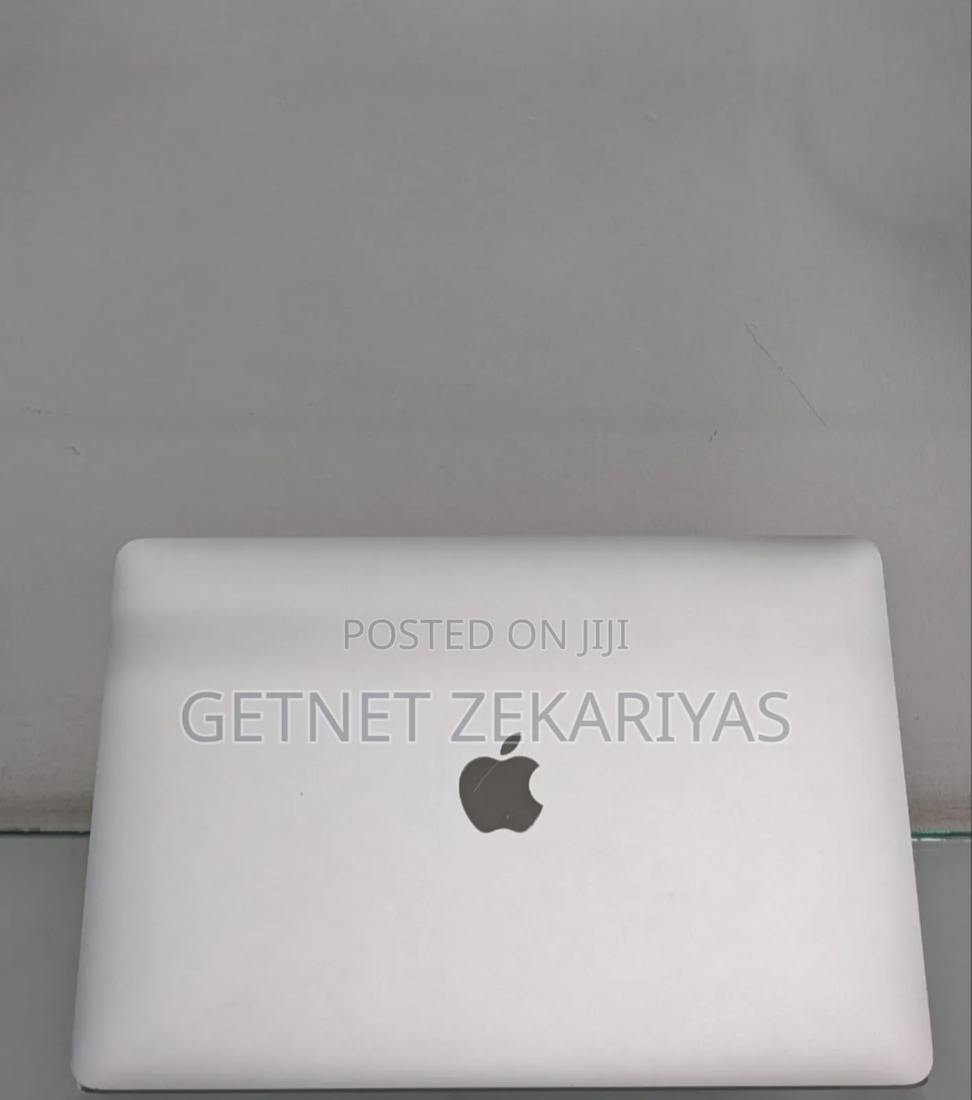 New Laptop Apple MacBook Pro 2017 8GB Intel Core I5 SSD 256GB