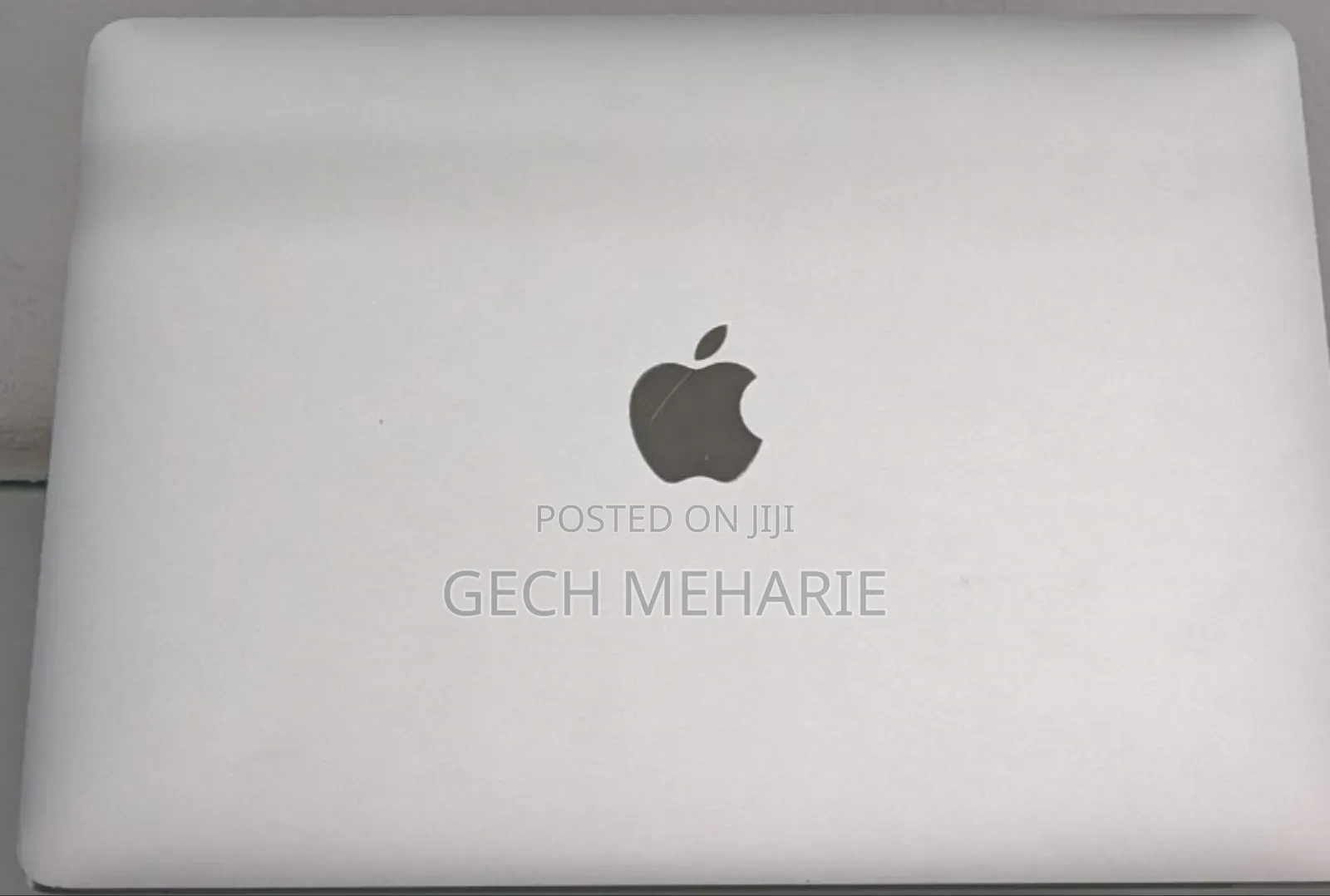 New Laptop Apple MacBook Pro 2017 8GB Intel Core i5 SSD 256GB