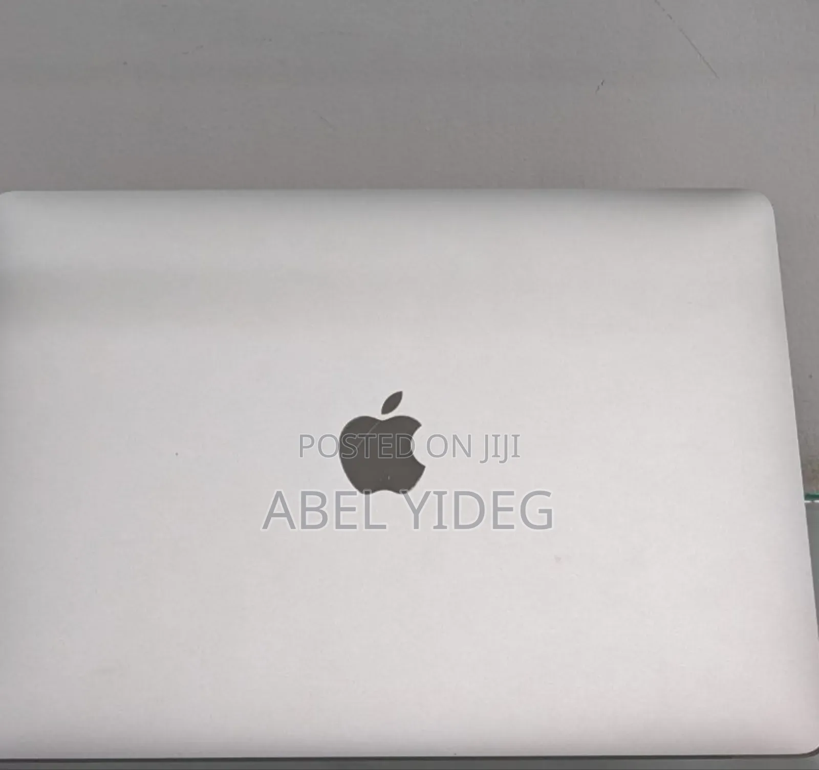 New Laptop Apple MacBook Pro 2017 8GB Intel Core I5 SSD 256GB