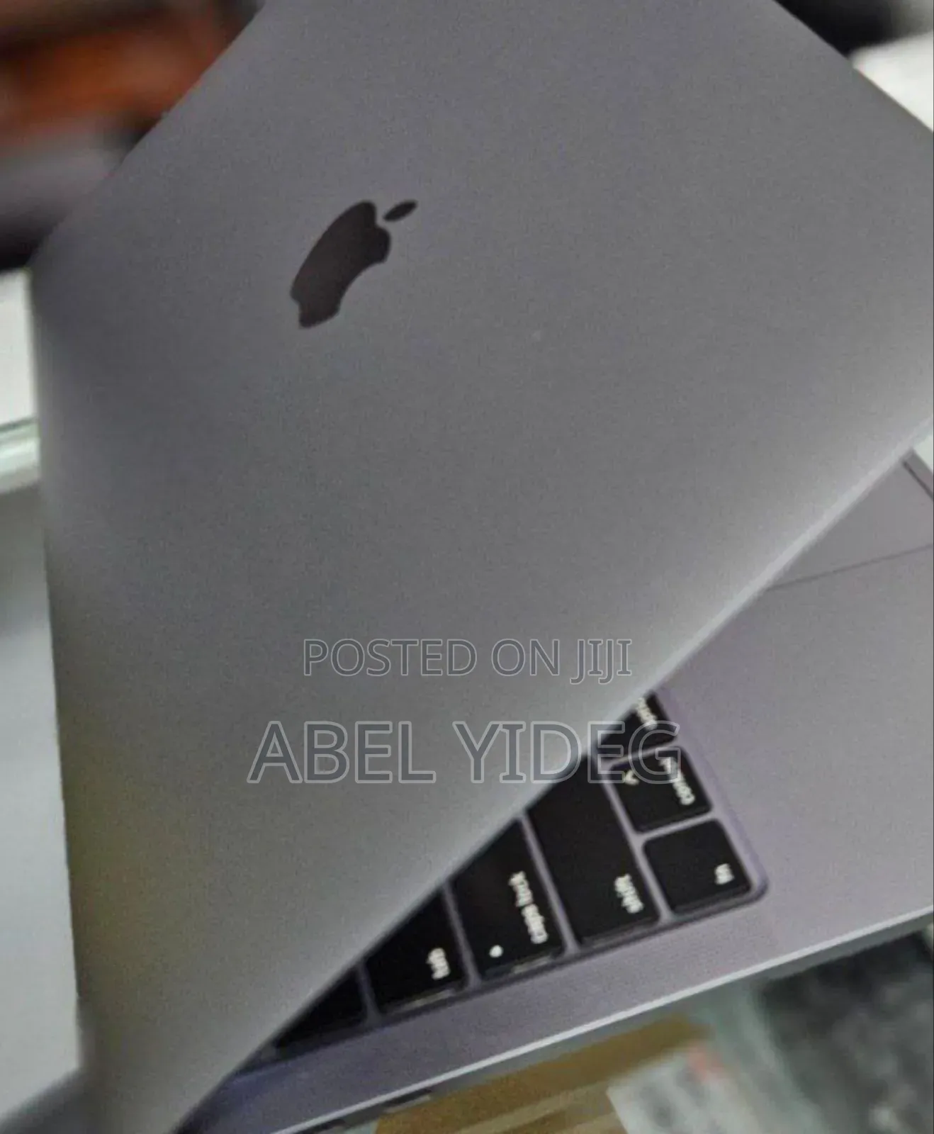 New Laptop Apple MacBook Pro 2019 16GB Intel Core I7 SSD 512GB