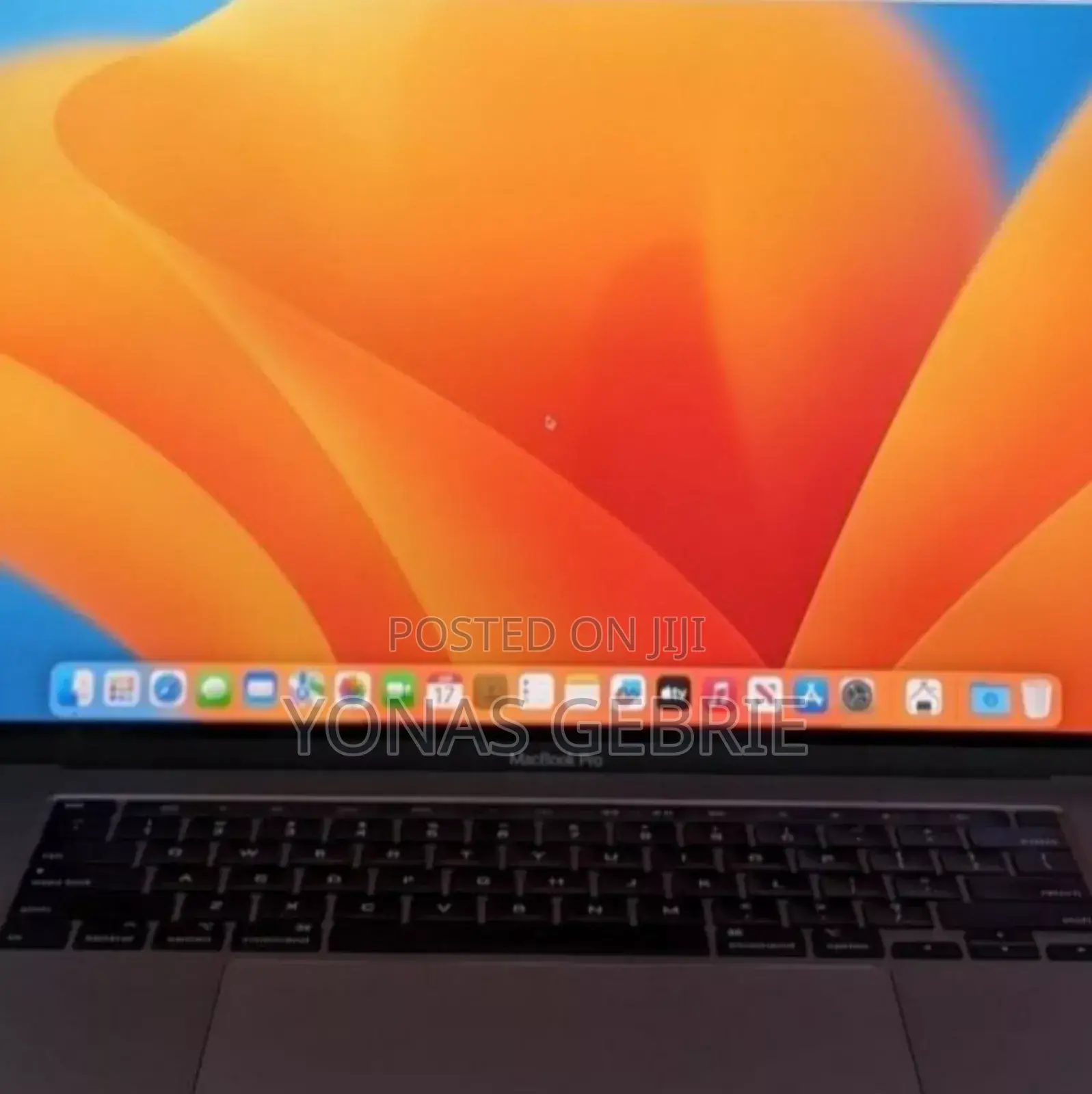 New Laptop Apple MacBook Pro 2019 16GB Intel Core I7 SSD 512GB