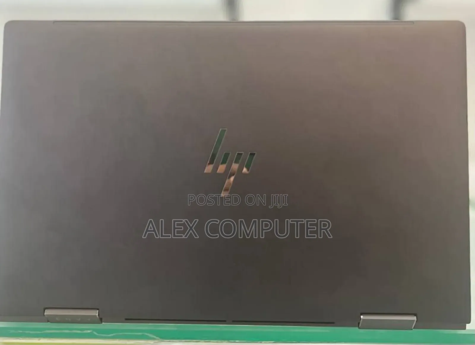 New Laptop HP Envy X360 8GB AMD Ryzen 7 SSD 512GB