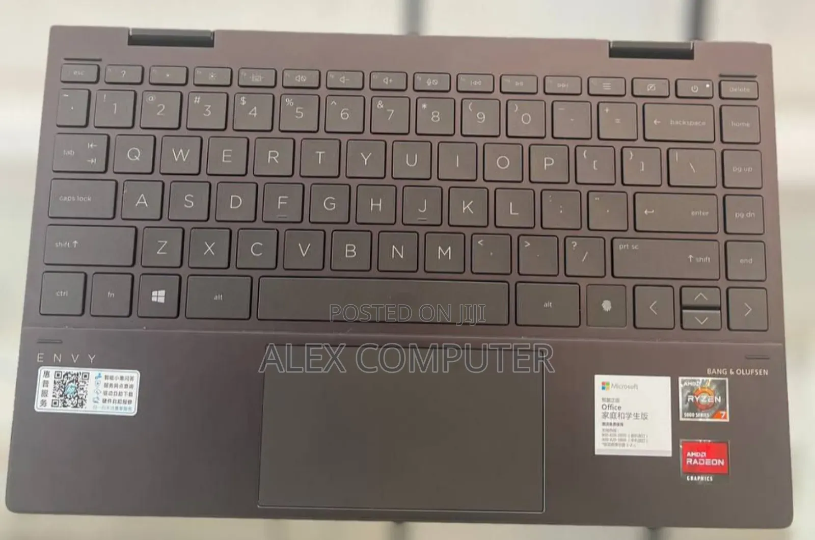 New Laptop HP Envy X360 8GB AMD Ryzen 7 SSD 512GB