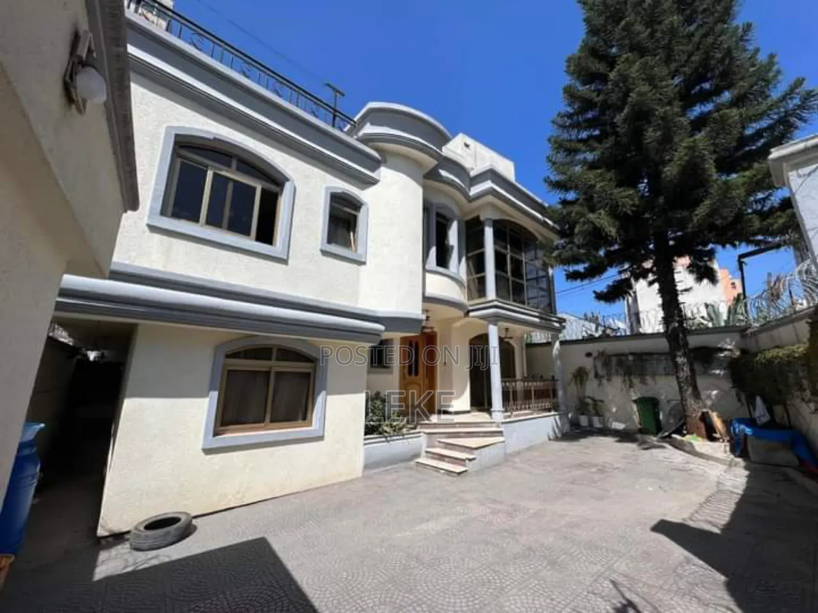 5bdrm House in Bole for rent