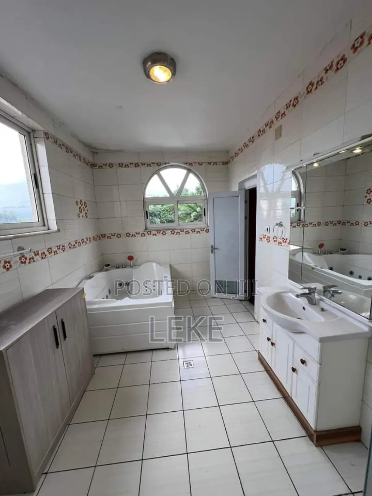 4bdrm House in Nifas Silk-Lafto for rent