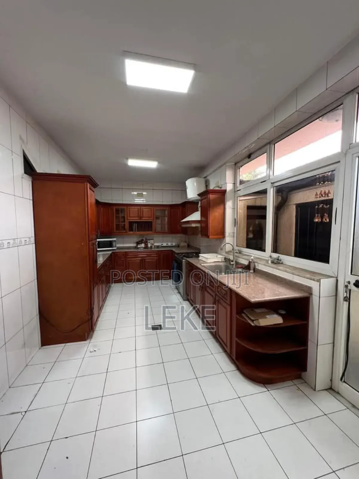 4bdrm House in Nifas Silk-Lafto for rent