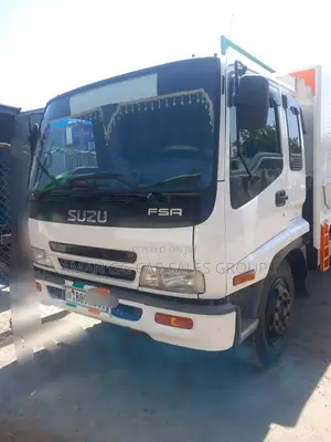 Photo - Isuzu. FSR