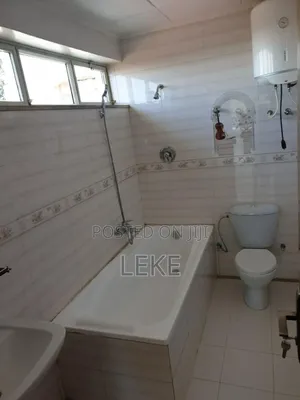 3bdrm House in Yeka for rent