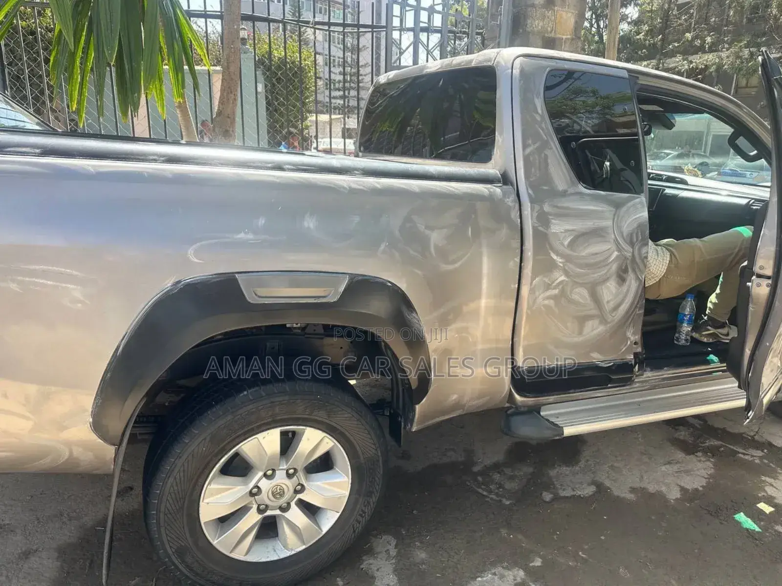 Toyota Hilux 2020 Silver