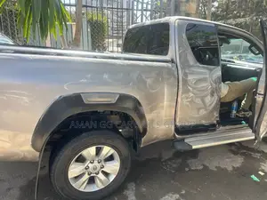 Toyota Hilux 2020 Silver