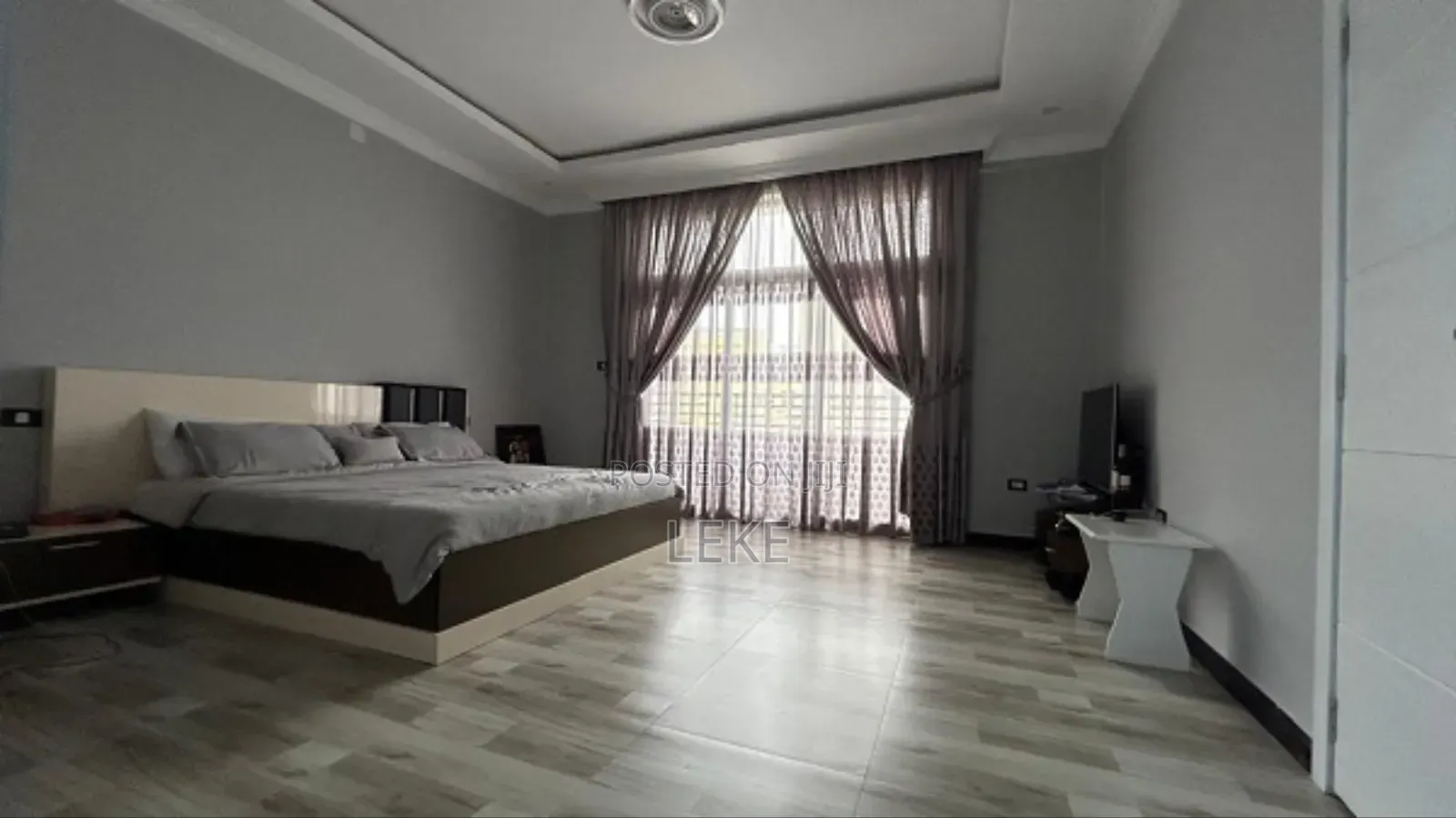 5bdrm House in Yeka for rent