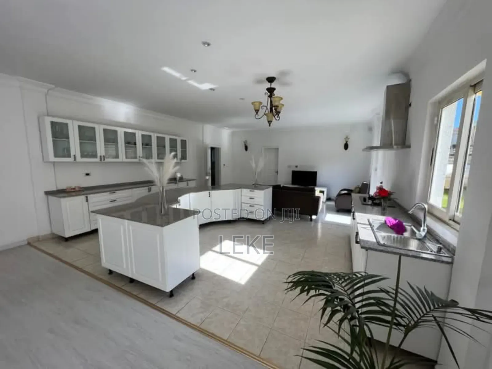 Furnished 4bdrm House in Yeka for rent