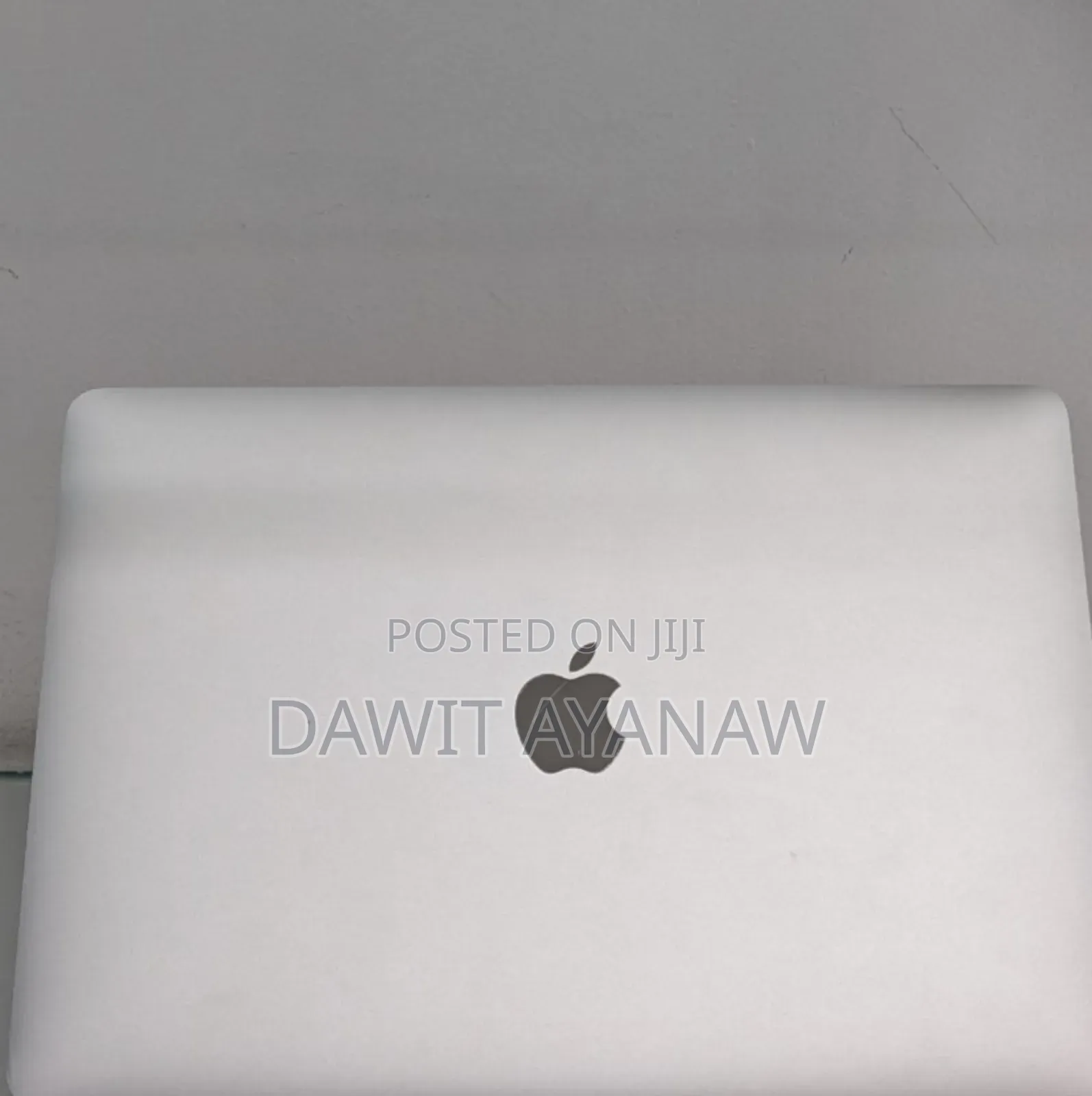 New Laptop Apple MacBook Pro 2017 8GB Intel Core I5 SSD 256GB