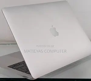 Photo - New Laptop Apple MacBook Pro 2017 8GB Intel Core I5 SSD 256GB